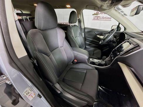 Used 2019 Subaru Ascent Premium image 32