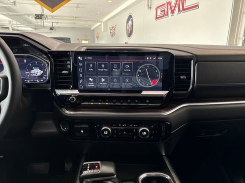 Certified 2023 GMC Sierra 1500 SLT w/ SLT Premium Plus Package image 18