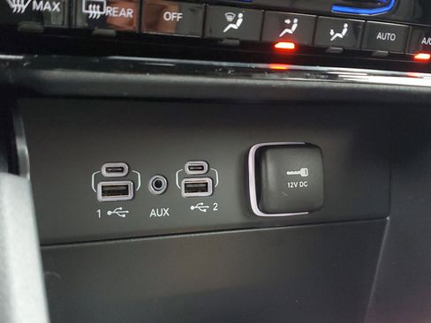 New 2025 Jeep Grand Cherokee L Limited w/ Black Appearance Package image 28