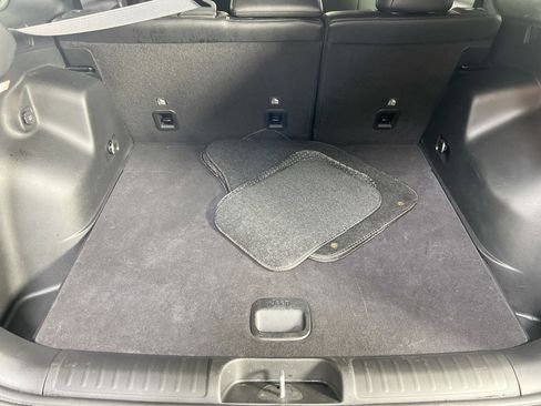 Used 2022 Jeep Cherokee Trailhawk image 24