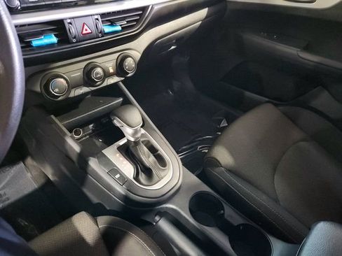 Used 2022 Kia Forte LXS image 12