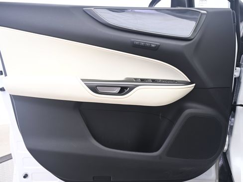 Used 2024 Lexus NX 350h AWD image 25
