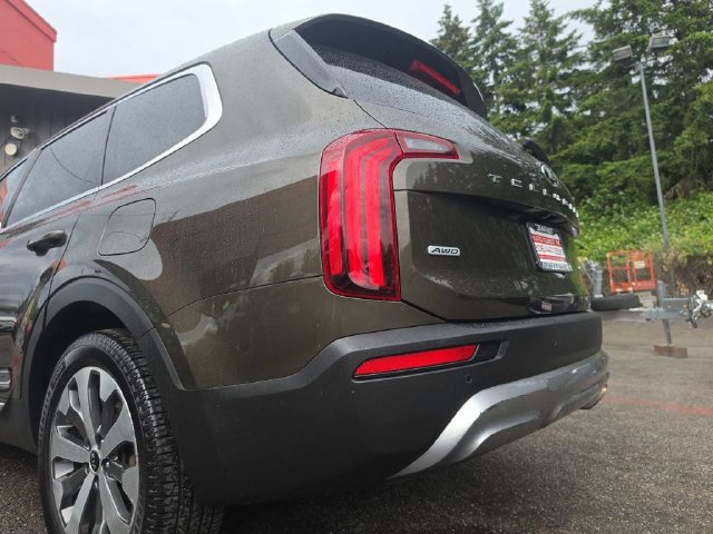 Used 2021 Kia Telluride EX w/ EX Premium Package AWD/4WD image 26