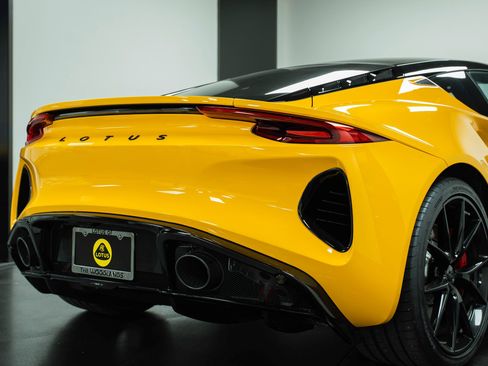 New 2026 Lotus Emira SE RWD image 37