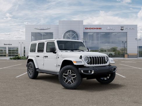 New 2026 Jeep Wrangler Unlimited Sahara AWD/4WD image 31