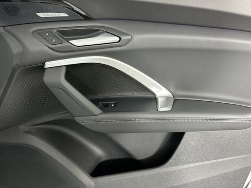 Used 2025 Audi Q5 Premium Plus w/ Premium Plus AWD/4WD image 23