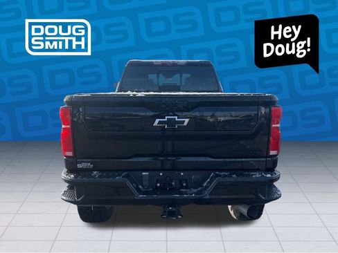 Used 2024 Chevrolet Silverado 3500 High Country w/ High Country Premium Package image 4