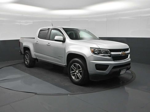 Used 2020 Chevrolet Colorado W/T w/ Custom Special Edition AWD/4WD image 2