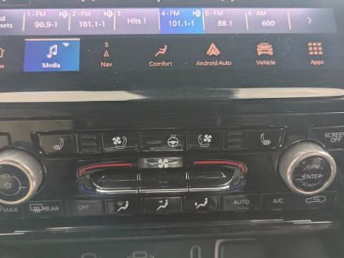 Used 2023 Jeep Grand Cherokee Summit image 32