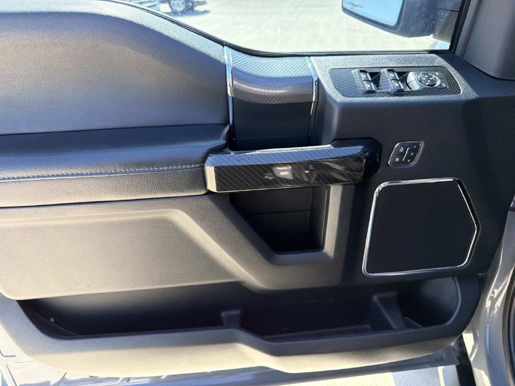 Used 2019 Ford F150 Lariat w/ Equipment Group 502A Luxury AWD/4WD image 18