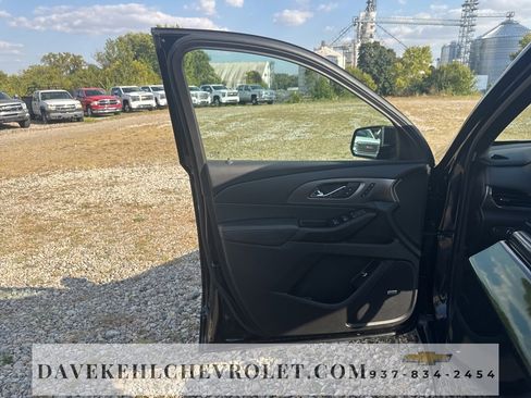 Certified 2023 Chevrolet Traverse Premier w/ Redline Edition image 9