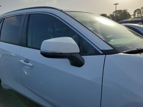 Used 2022 Toyota RAV4 XLE w/ Convenience Package AWD/4WD image 9