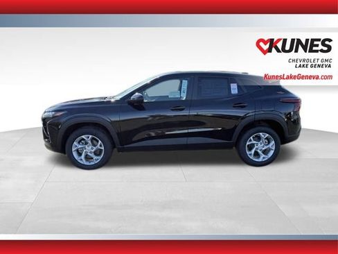 New 2026 Chevrolet Trax LS w/ LS Convenience Package image 7