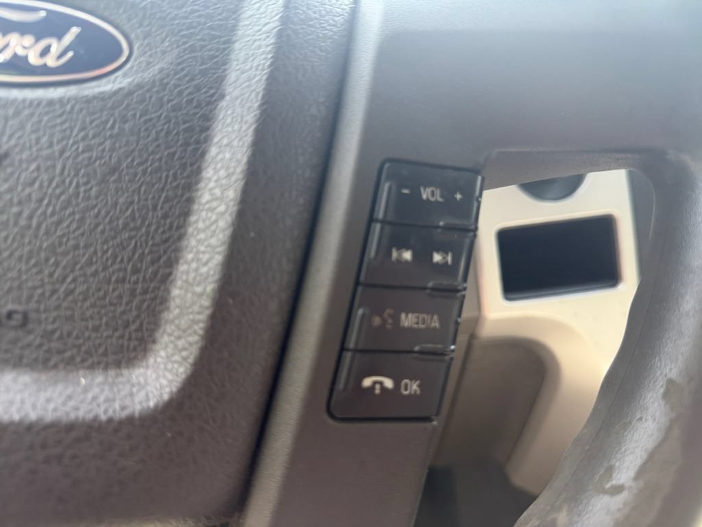 Used 2010 Ford F150 XLT AWD/4WD image 18