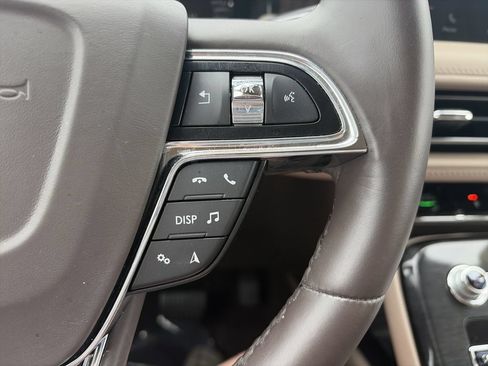 Used 2023 Lincoln Nautilus Reserve FWD image 22