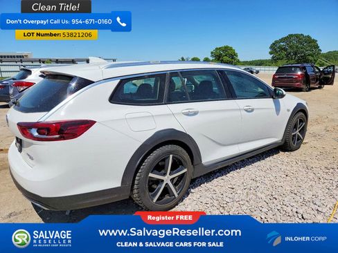 Used 2018 Buick Regal Essence w/ Sights and Sounds Package AWD/4WD image 4