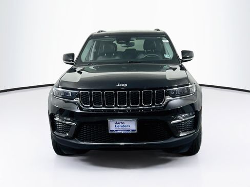 Used 2023 Jeep Grand Cherokee Limited AWD/4WD image 2