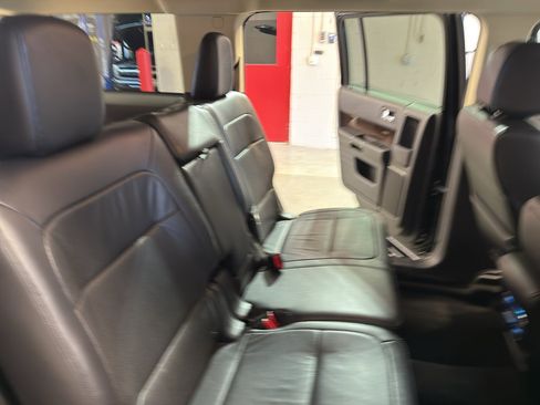 Used 2018 Ford Flex Limited AWD/4WD image 24