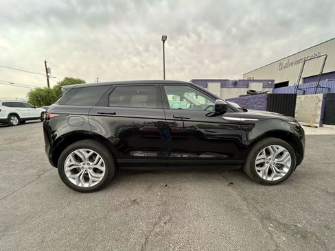 Used 2020 Land Rover Range Rover Evoque S image 4