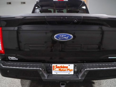 Used 2023 Ford F150 Lariat w/ Equipment Group 502A High AWD/4WD image 9