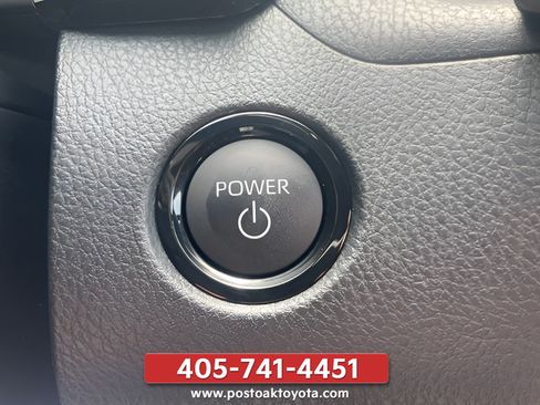 New 2026 Toyota Camry SE w/ Convenience Package FWD image 21