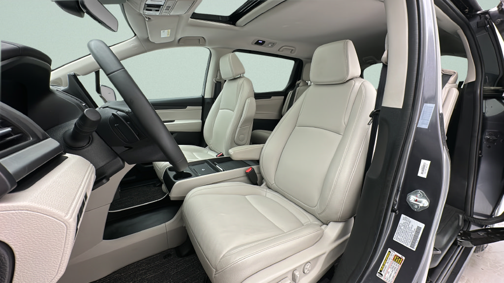 Used 2025 Honda Odyssey EX-L image 15