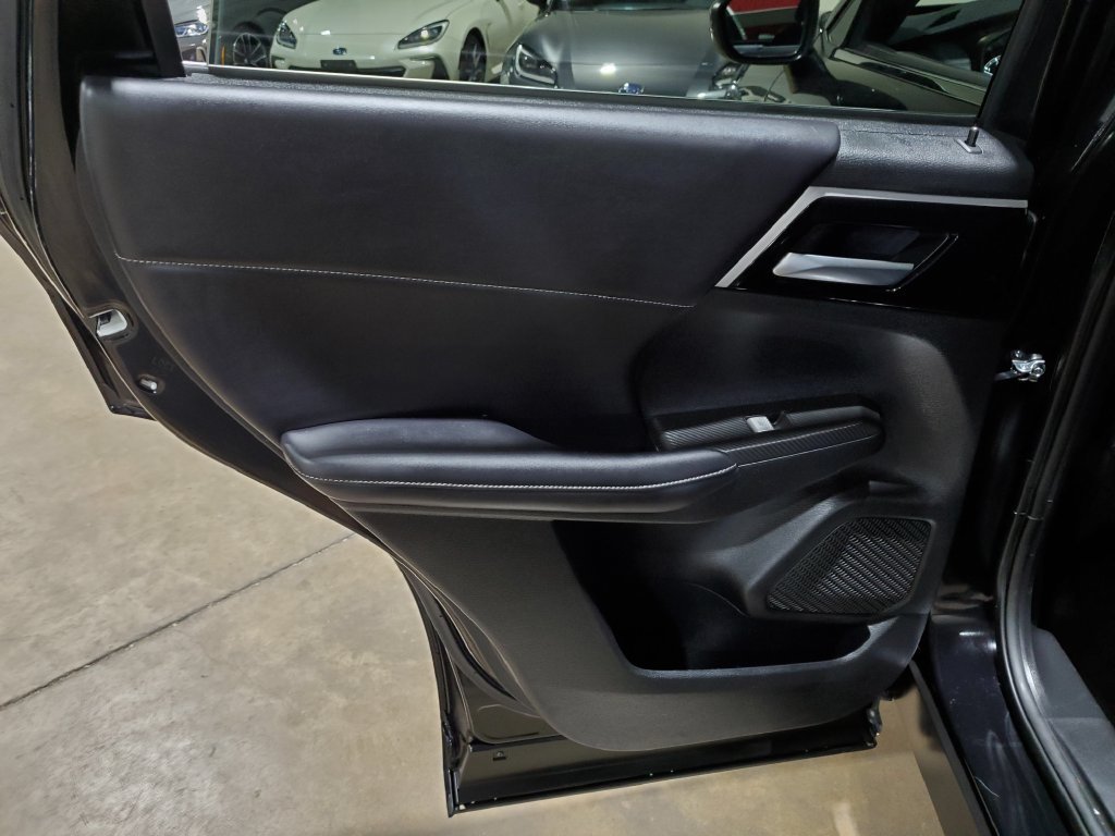 Used 2024 Mitsubishi Outlander SE Black Edition FWD image 29