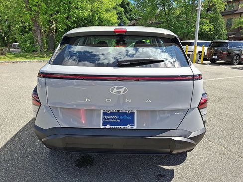 Certified 2024 Hyundai Kona SE AWD/4WD image 22
