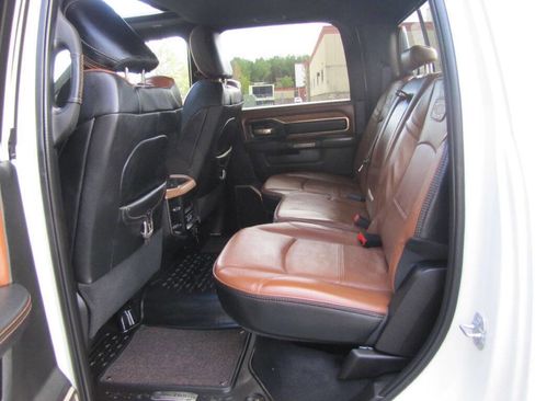 Used 2021 RAM 2500 Limited image 17