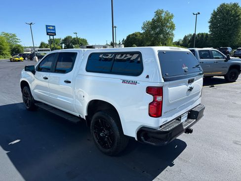 Used 2023 Chevrolet Silverado 1500 LT Trail Boss w/ Protection Package AWD/4WD image 8