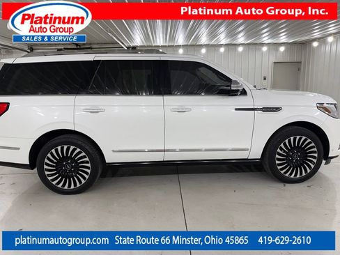 Used 2020 Lincoln Navigator Black Label w/ Cargo Convenience Package AWD/4WD image 6