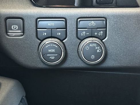 Used 2026 Chevrolet Silverado 1500 LT w/ Protection Package image 33