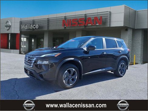 Certified 2025 Nissan Rogue SV image 1