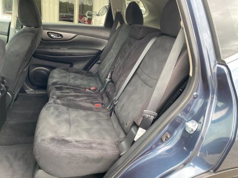 Used 2014 Nissan Rogue SV image 14