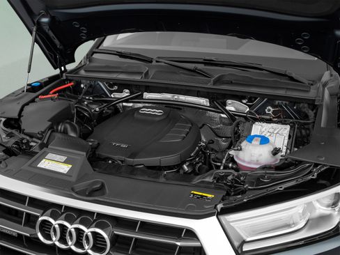 Used 2019 Audi Q5 2.0T Premium w/ Convenience Package AWD/4WD image 15