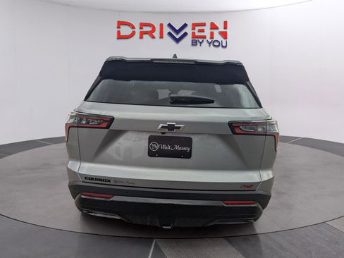 New 2026 Chevrolet Equinox RS w/ LPO, Floor Liner Package image 4