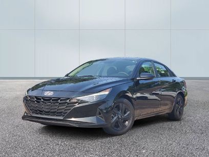 Used 2023 Hyundai Elantra SEL