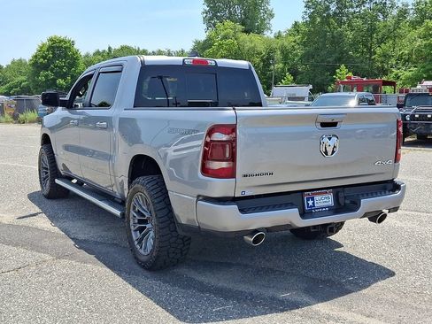 Used 2022 RAM 1500 Big Horn AWD/4WD image 9