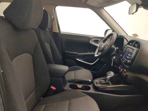 Used 2022 Kia Soul LX w/ Technology Package image 21
