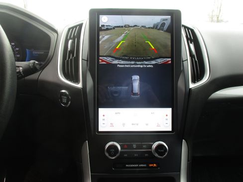 Used 2024 Ford Edge SEL w/ Convenience Package image 23