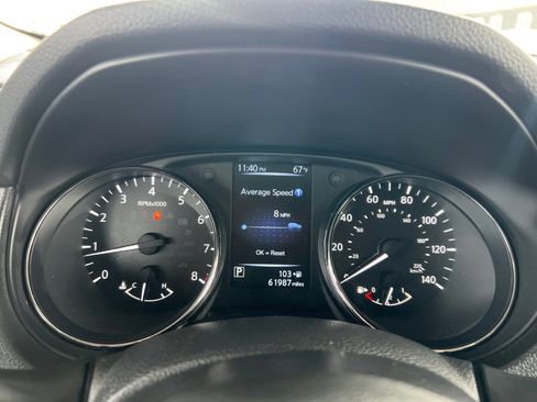 Used 2017 Nissan Rogue S image 18