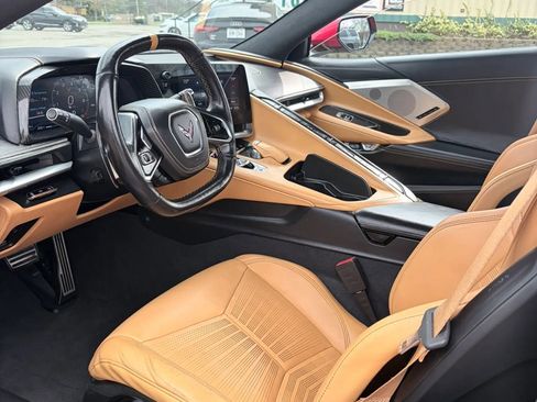 Used 2021 Chevrolet Corvette Stingray Premium Conv w/ Z51 Performance Package RWD image 14