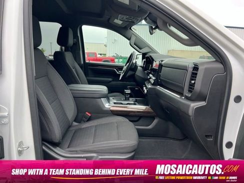 Used 2025 GMC Sierra 1500 Elevation w/ Preferred Package AWD/4WD image 9