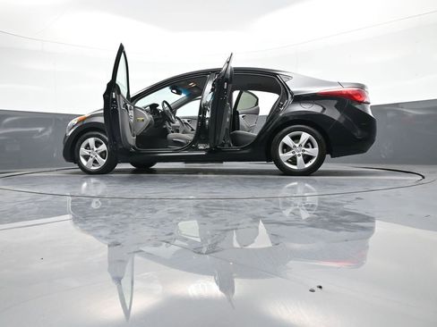 Used 2013 Hyundai Elantra GLS w/ Preferred Pkg image 47