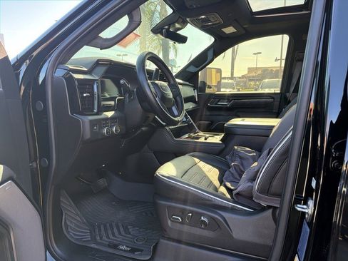 Certified 2024 GMC Sierra 2500 AT4X w/ AT4X AEV Edition image 11