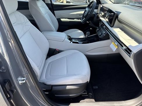 New 2026 Hyundai Tucson SE FWD image 15