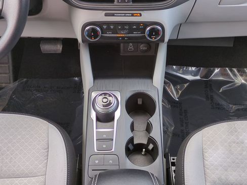 Used 2025 Ford Escape Active FWD image 19