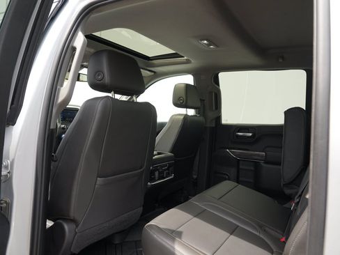 Used 2019 Chevrolet Silverado 1500 LTZ w/ LTZ Premium Package AWD/4WD image 18