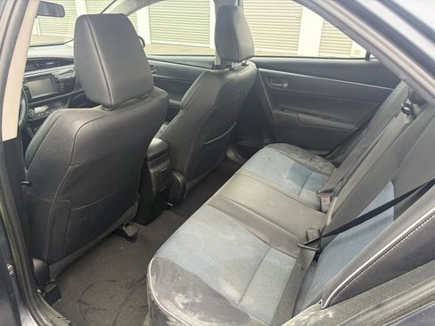 Used 2015 Toyota Corolla S image 11