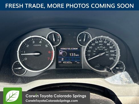 Used 2016 Toyota Tundra SR5 w/ SR5 Upgrade Package RWD image 17